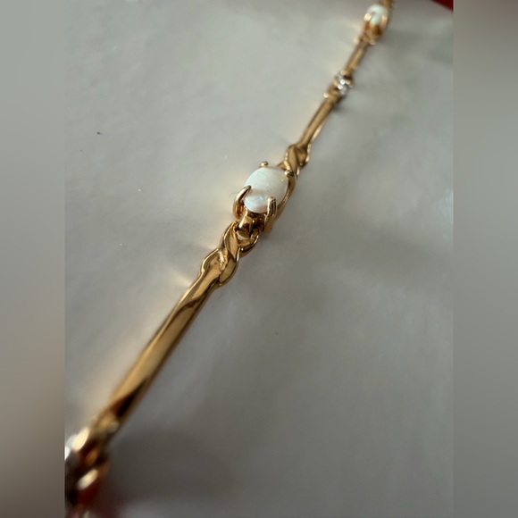 10KT Yellow Gold Opal & Diamond Tennis Bracelet Fine Jewelry includes box 7.25